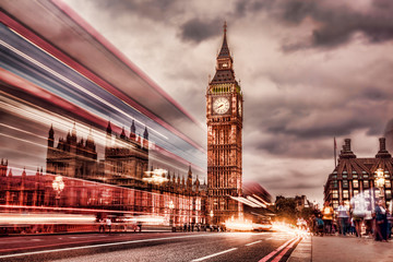 Fototapeta na wymiar The Big Ben and the House of Parliament at night, London, UK