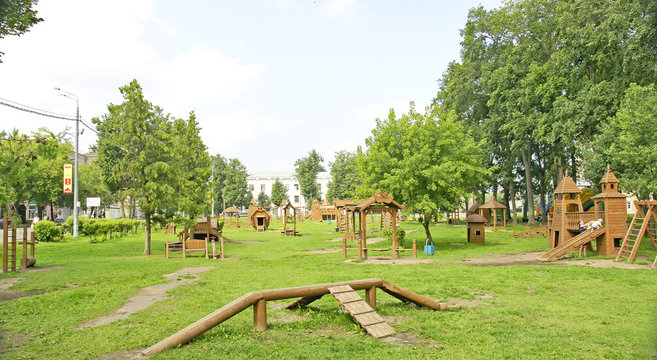 Parque infantil en Uglich, Rusia