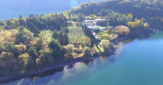 Aerial 4k - Abbazia di Piona - San Nicola - Lago di Como (IT) - Priorato - Panoramica aerea verso sud 