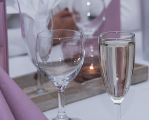 Champagne im Glas aus Kristall