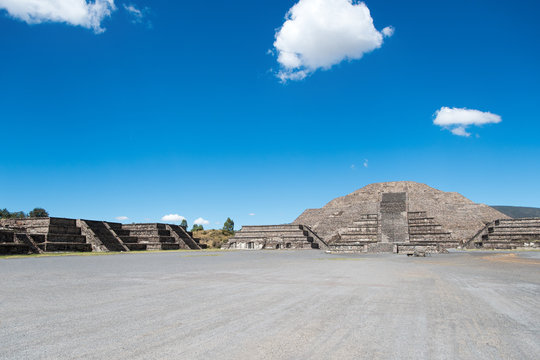 Pyramid and Plaza of the Moon