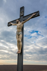 Flurkreuz mit Jesus Figur in Bayern