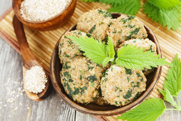 Cutlets with nettles
