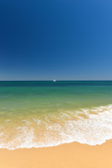 Fototapeta na wymiar View of the ocean, portugal, beach
