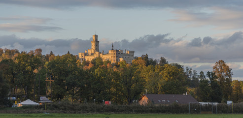 Fototapeta premium Hluboka nad Vltavou castle in autumn time