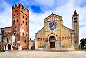 Verona, Italy - Basilica di San Zeno - obrazy, fototapety, plakaty