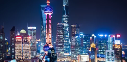 Selbstklebende Fototapete Shanghai Shanghai-Skyline nachts in China.