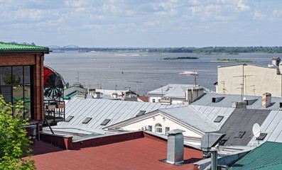 Fototapeta premium Views of the river Volga from the roofs of Nizhny Novgorod. Russia