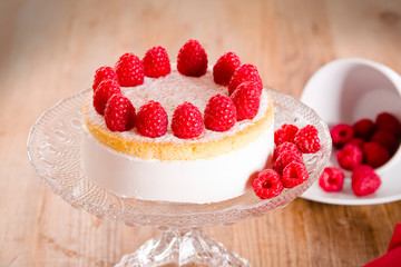Raspberry cheesecake. 