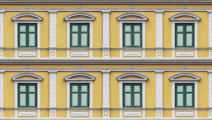 Fototapeta na wymiar Rows of group of the vintage windows texture background.