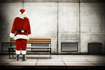 Fototapeta premium red santa claus and wall 