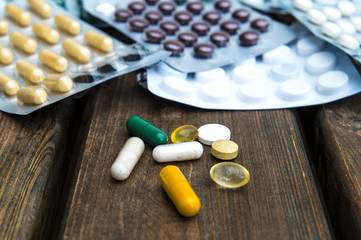 Medikamente gegen Erkältung und Grippe / Tabletten / Pillen