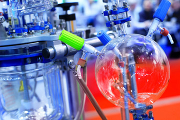 Medical pharmacology laboratory for chemical analysis reactor