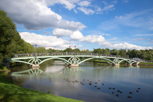 Bridge on the Bottom Tsaritsynsky pond in the landscape park of the "Tsaritsyno". Moscow