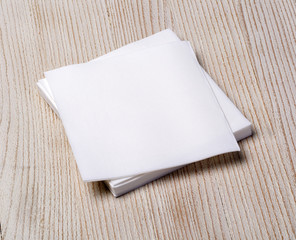 white paper napki