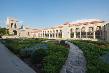 Obraz premium The garden in Akhaltsikhe, Medieval Fortress Rabath