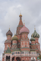 Fototapeta na wymiar St. Basil cathedral on Red Square in Moscow, Russia