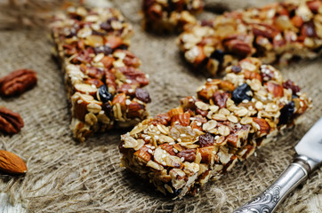 Pecan Raisin Almond Granola Bars