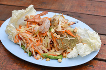 papaya salad with blue crab
