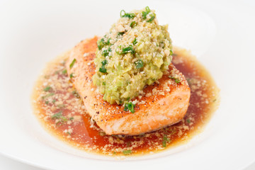 Grilled salmon fillet with avocado mash