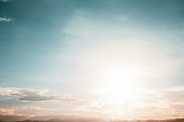 Naklejka premium Vintage photo of abstract nature background with sky in sunset, vintage filter effect