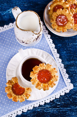 Shortbread with jam