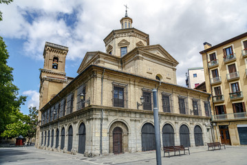 Fototapeta na wymiar San Lorenzo church, Pamplona Spain