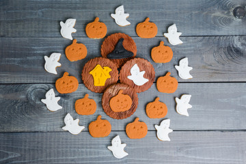Halloween gingerbread fondant cookies with different decoration