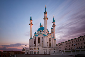 Fototapeta na wymiar View of the mosque Kul Sharif in Kazan at sunrise, Russia