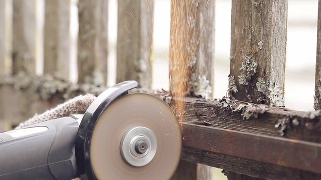 cutting of metal balk