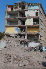destruction, démolition immeuble, béton armé, 
