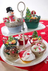 Small decorated Christmas cakes