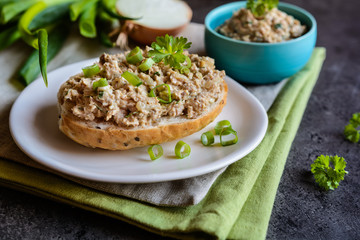Duck meat spread with onion, mustard and herbs