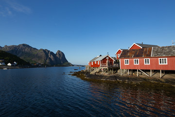 rorbur in reine norwegen