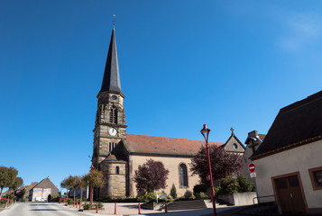 Fototapeta na wymiar Kirche in Hambach