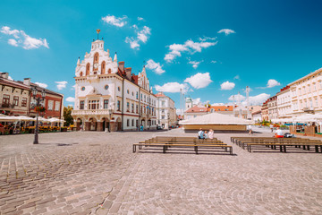 Fototapeta Rzeszów rynek główny z zabytkową architekturą obraz