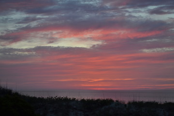 Obraz na płótnie Canvas atlantic ocean beach sunrise 