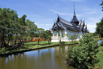 Fototapeta na wymiar Royal Thai palace of Sanphet Prasart Palace at Muangboran the ancient city,Thailand.