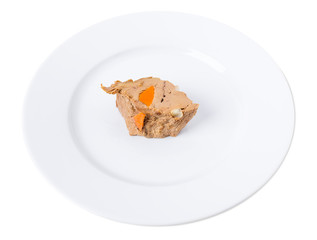 Braised beef stuffed with carrots.