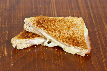 Toasted cheese and ham