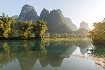 Foto op Plexiglas Beautiful Karst mountain landscape in Yangshuo Guilin, China © xiaoliangge