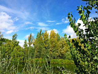 Obraz premium River on autumntime in Salamanca, Spain