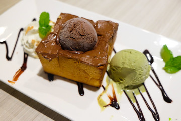 Ice cream on bread