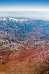 Widok z samolotu na horyzont i górskie szczyty - Atlas, Afryka - obrazy, fototapety, plakaty