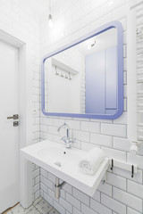 Minimalist bathroom design