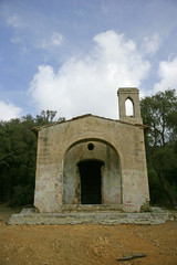 Fototapeta na wymiar old church ruins