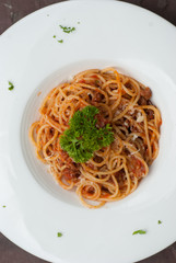 spaghetti pasta with tomato sauce