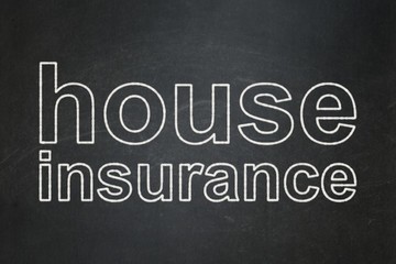 Obraz premium Insurance concept: House Insurance on chalkboard background