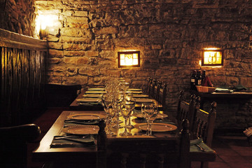 restaurant tables n chairs