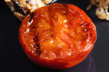 Grilled tomato